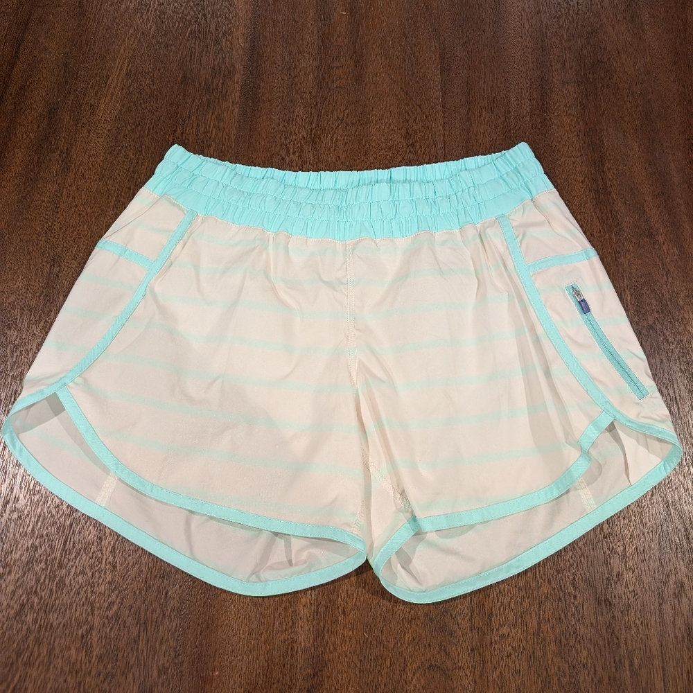 Rare LULULEMON 2013 Track Attack Print Sea Wheeze Half Marathon Shorts, Sz 12